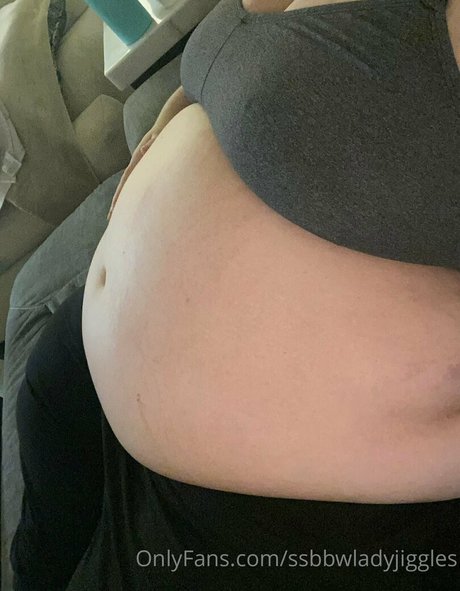 Ssbbwladyjiggles