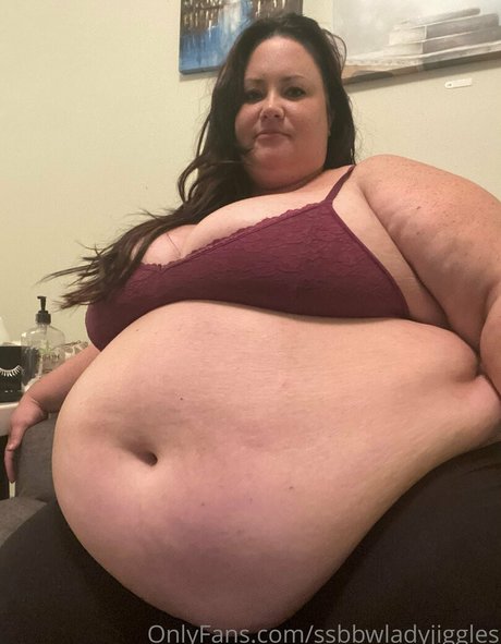 Ssbbwladyjiggles