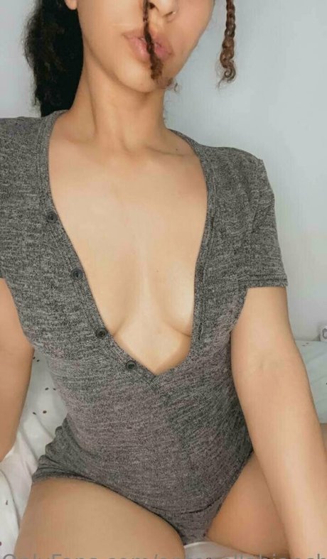 Foto di nudo di fuga di OnlyFans di Antonellabianchi