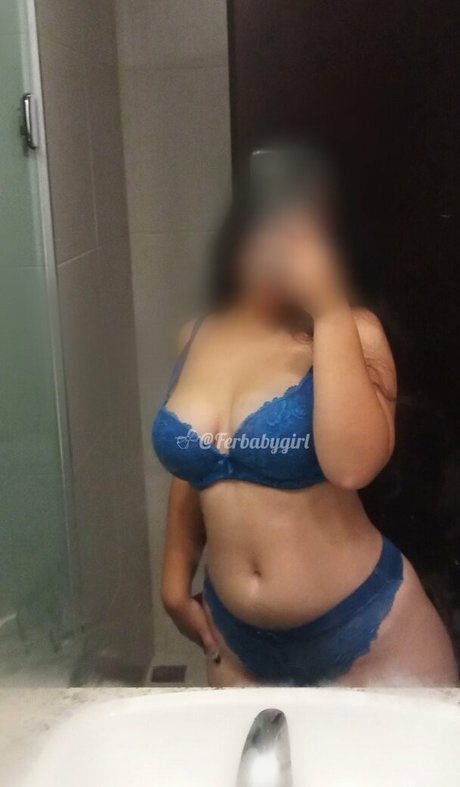 Foto di nudo di fuga di OnlyFans di Ferzinha