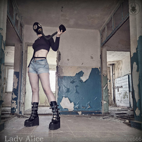 Downtherabbithole666