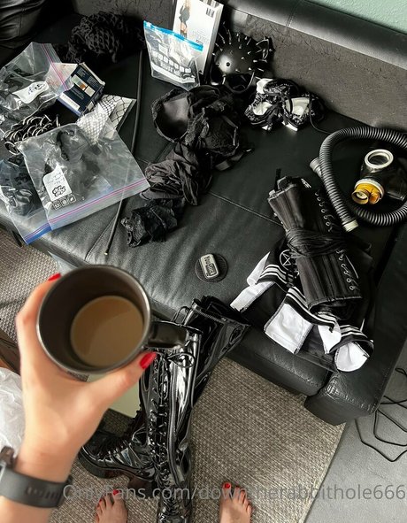 Downtherabbithole666