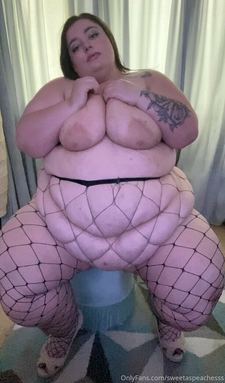 Sweetaspeachesss