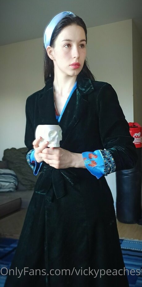 Vickypeachesfree